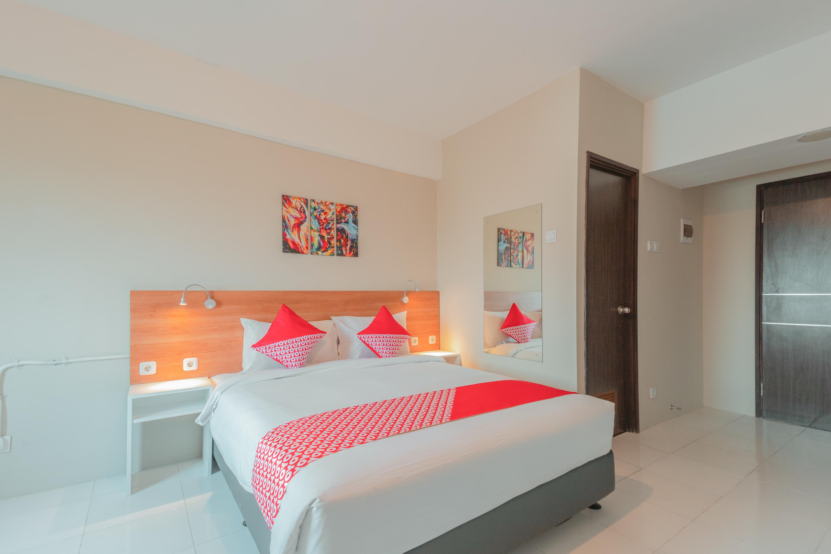 Flagship 750 Mont Blanc Hotel Bekasi Exterior foto